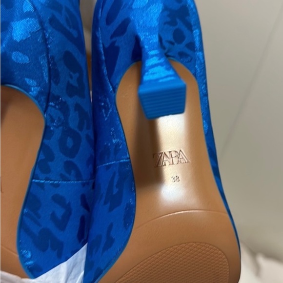 Zara Shoes Blue  color Heels  Size: 7.5 - Picture 2 of 9